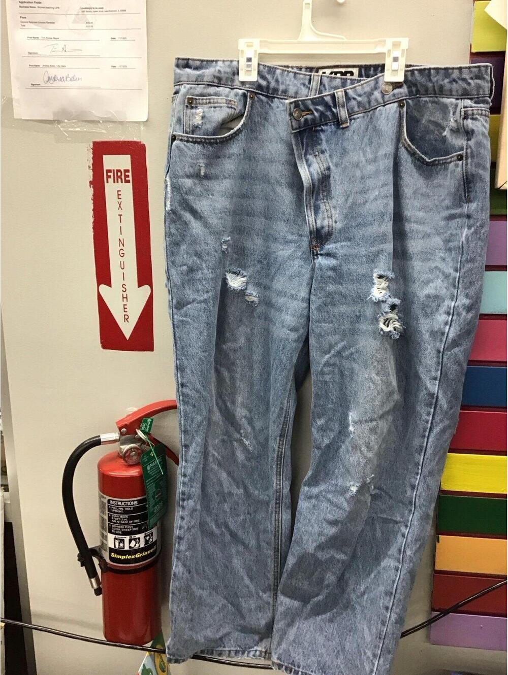 Kbb kahlana womens wide leg baggy jeans 14 cross buttons new from target